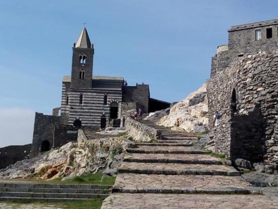 La Gatta - Appartamento Al Centro Di La Spezia Exterior foto