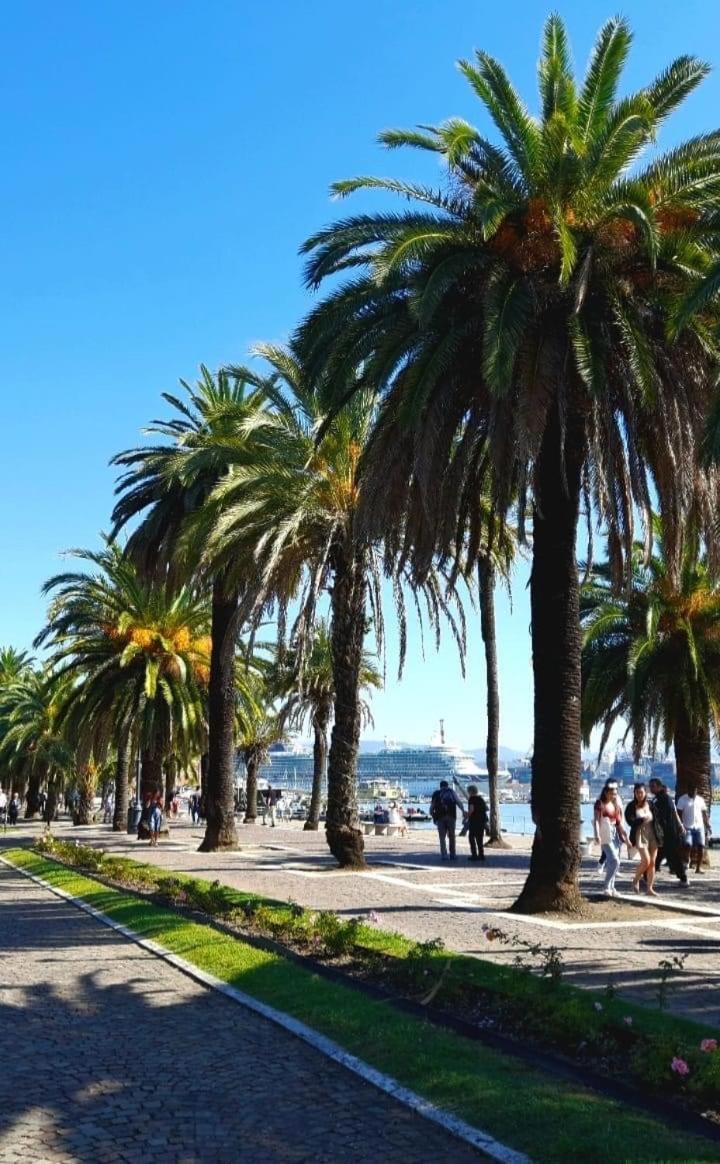 La Gatta - Appartamento Al Centro Di La Spezia Exterior foto